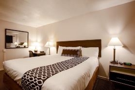 Celilo Inn