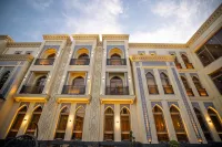 Kohinur Plaza Hotels near Hazrat Khizr Mosque