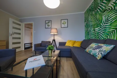 RentPlanet - Apartament Kościelna Отели рядом с достопримечательностью «Велька Крокев»