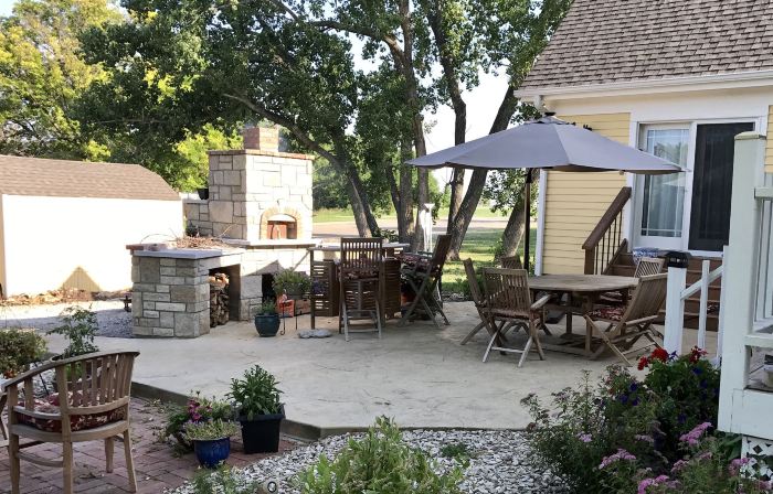 Attwood House Bed and Breakfast Near Manhattan, KS