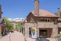 Le Chamonix D by AvantStay Located in Mountain Village Close to Golf Course Skiing
