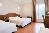 Hotel Stella Marina Hotels in Serriera