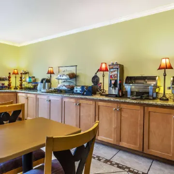 Ramada by Wyndham Mountain View