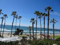 Family Beach  home just 10 minutes to LEGOLAND® California- 3 minutes to BEACH