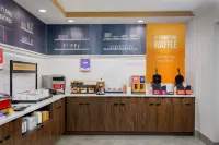 Hampton Inn & Suites Birmingham-Pelham (I-65) - Breakfast