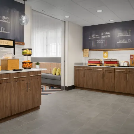 Hampton Inn & Suites Williston