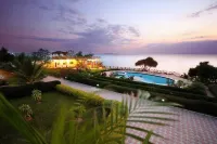 Royal Cliff Zanzibar - Pools