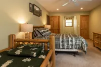 Ultimate Summer Cabin|Kids’ Room Included