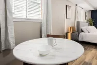 Stylish Studio Apartment with Modern Touches Hotel a Peoria