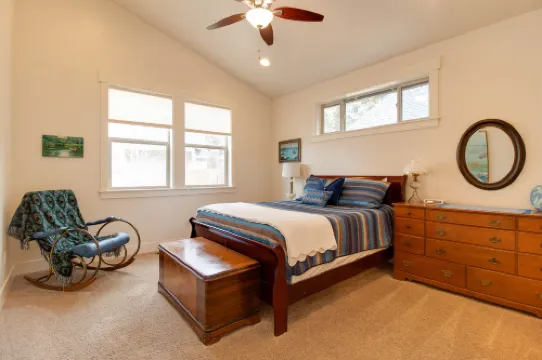 Charming Open Floor Plan and Cozy Fireplace - Delightful Retreat