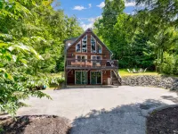 Waterfront Access with Kayaks and Firepit - Serene Spacious Retreat 그레이 호텔