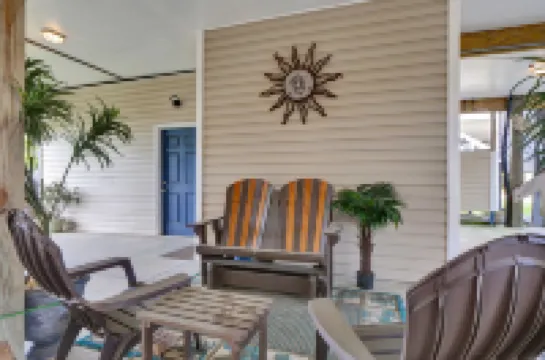 Tranquil Sound Access and Expansive Deck - Charming Coastal Retreat