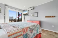 Stunning Inlet Views and Beach Access - Elegant Coastal Retreat 霍里縣住宿飯店