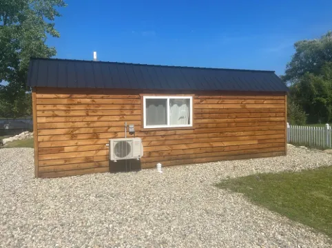Tiny home, Horseshoe Lake!