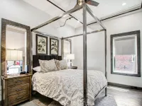 Stunning Kitchen and Balcony with Mountain Views - Luxurious Oasis Hotels in Fannin County