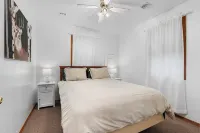 Amazing Family Cabin near Wheeler Lake! Close to beach, UTV an Snowmobile trails