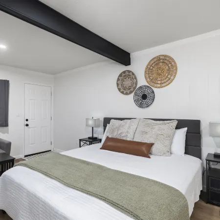 The Lofts on Indian Point - Near Silver Dollar City