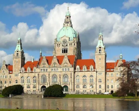 Phil & Max Hotel & Apartments Messe Hotels in Laatzen