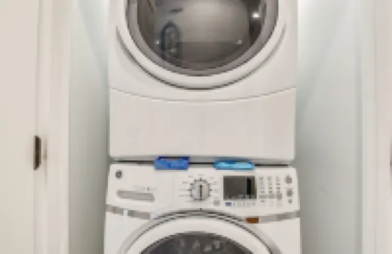 サンディ フィート リトリート バイ ブック タット コンド