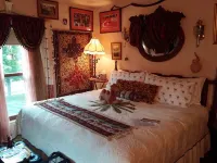 Oasis Bed and Breakfast - Homestays