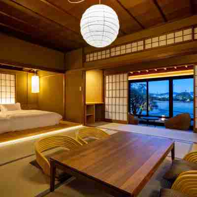 尾道西山旅館 Rooms