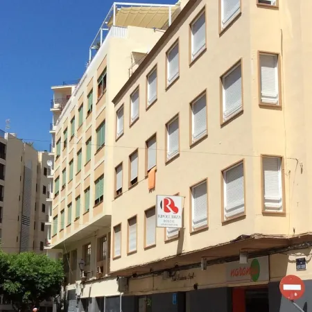 Hostal Ripoll Ibiza Отели рядом с достопримечательностью «Casino Ibiza»