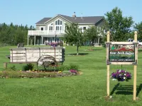 Bear Rock Suites Hotels in Coos County