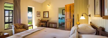 Three Tree Hill Lodge