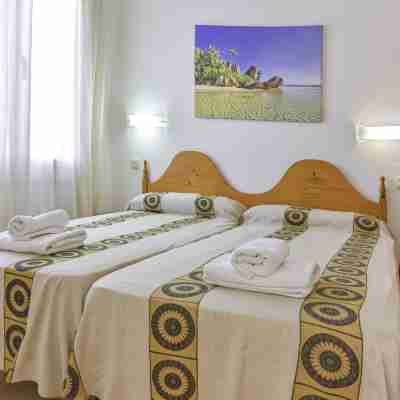 Aptos. Comte d´Empuries Rooms