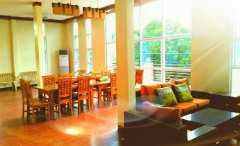 The Inn at Calayo