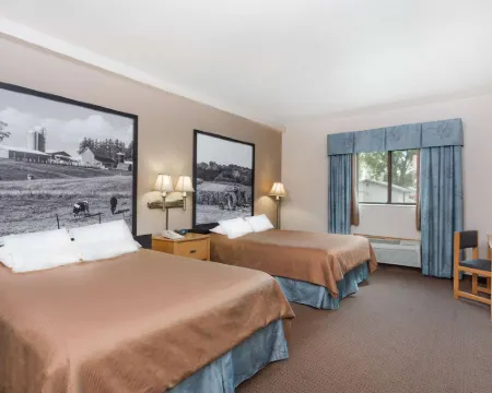 Super 8 by Wyndham Monroe WI Hotels in Monroe