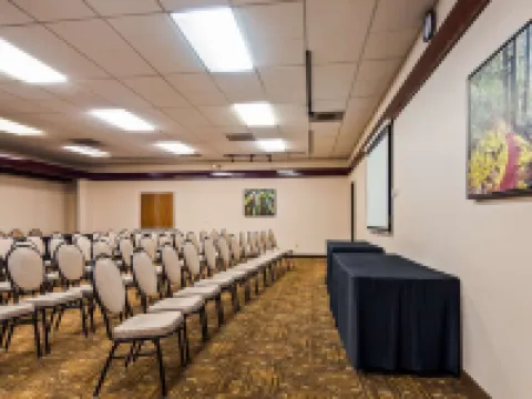 Best Western Plus Forest Park Inn Hoteles en Gilroy