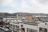 Change Overnight Hotels in East Launceston