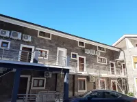 Waikiki Apartments