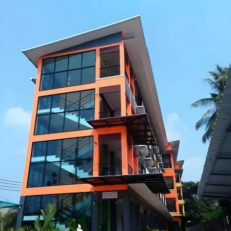 Waen Petch Place