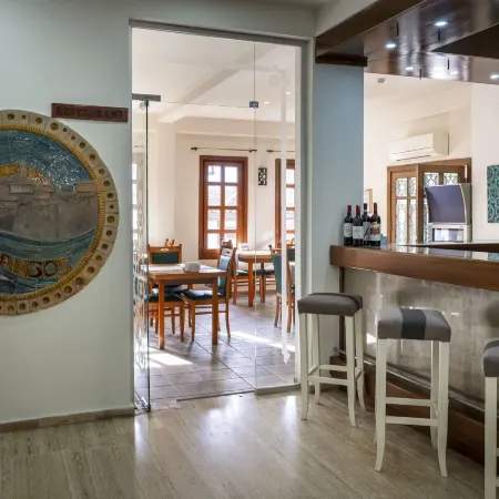Argos Hotel