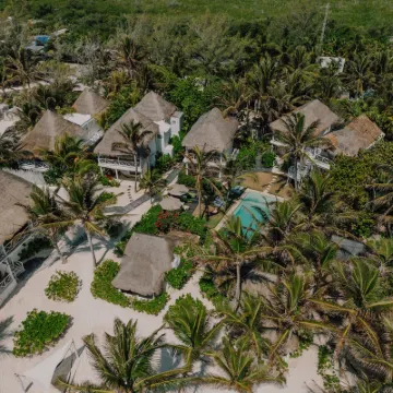 Coco Unlimited Hotels near Ziggys