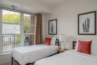 Kasa Bryn Mawr Minneapolis Hotels in 