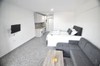 Zennova  Sirene Luxury Studios