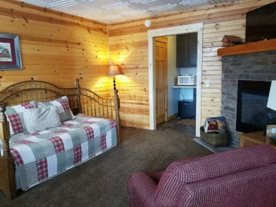 Amish Blessings Cabins Hotels in Walnut Creek
