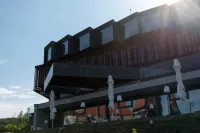 Werk Hotel & Spa Отели в г. 