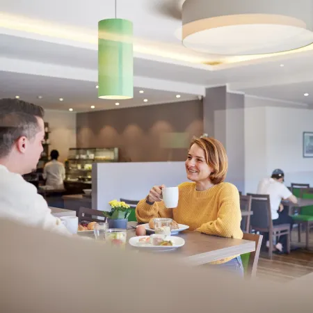 Appartello Smarttime Living Hamburg Отели рядом с достопримечательностью «Озеро Брамфелдер»