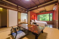 Kakujoro Hotels in Tahara