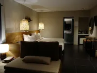 เนเจอร์ บีช รีสอร์ท โรงแรมในเกาะช้าง