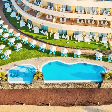 Iberostar Waves Playa Gaviotas All Inclusive