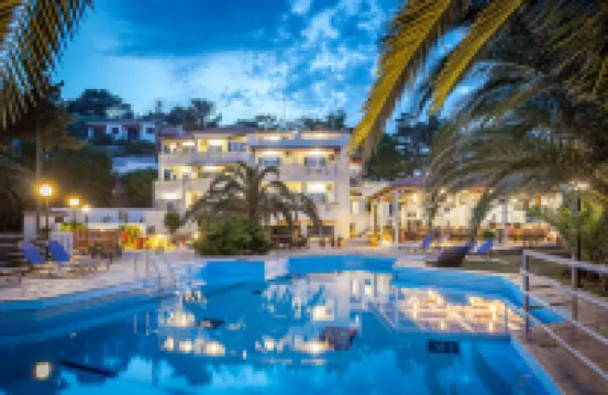 Stafylos Suites & Boutique Hotel