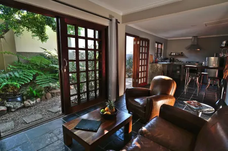 Villa la Mercy Guest Suite, No Load Shedding or Water Outages Отели в г. Umdloti