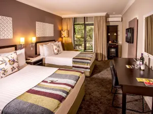 Sabi River Sun Resort