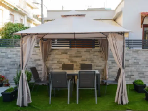 靠近機場海灘的Irene之家 斯帕塔-阿爾泰米扎住宿飯店