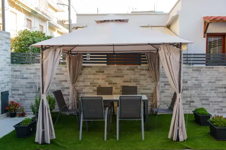 Casa D Irene Near Airport Beach Отели в г. Артеми